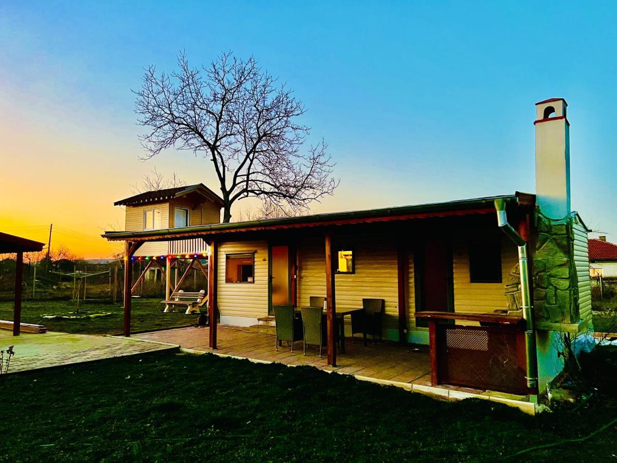 Caravans 10 Min To Tsonevo Lake & 35 Min To Black Sea Esterno foto