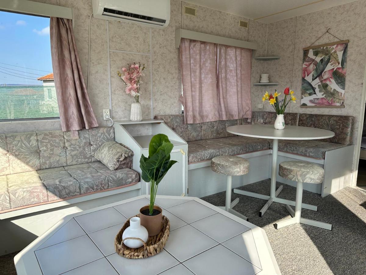 Caravans 10 Min To Tsonevo Lake & 35 Min To Black Sea Esterno foto